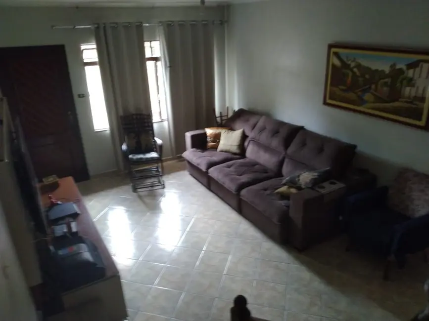 Casa com 4 quartos à venda, 131m2 em Baeta Neves, Sao Bernardo Do Campo - SP - imagem 3 Foto 3 de Casa com 4 quartos à venda, 131m2 em Baeta Neves, Sao Bernardo Do Campo - SP