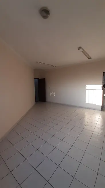Foto 2 de Sala Comercial para alugar, 32m2 em Parque Novo Oratório, Santo Andre - SP