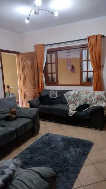 Casa com 2 quartos à venda, 117m2 em Vila Scarpelli, Santo Andre - SP - imagem 4 Foto 4 de Casa com 2 quartos à venda, 117m2 em Vila Scarpelli, Santo Andre - SP