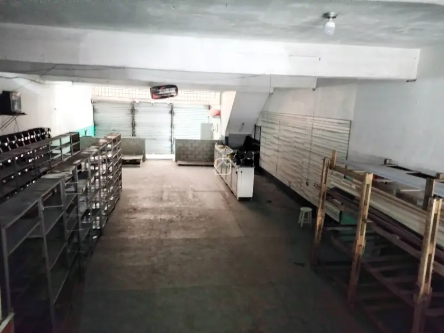 Armazém / Galpão para alugar, 200m2 em Jardim Bom Pastor, Santo Andre - SP - imagem 9 Foto 9 de Armazém / Galpão para alugar, 200m2 em Jardim Bom Pastor, Santo Andre - SP