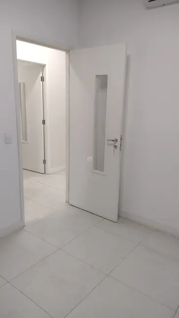 Sala Comercial à venda e para alugar, 200m2 em Jabaquara, São Paulo - SP - imagem 7 Foto 7 de Sala Comercial à venda e para alugar, 200m2 em Jabaquara, São Paulo - SP