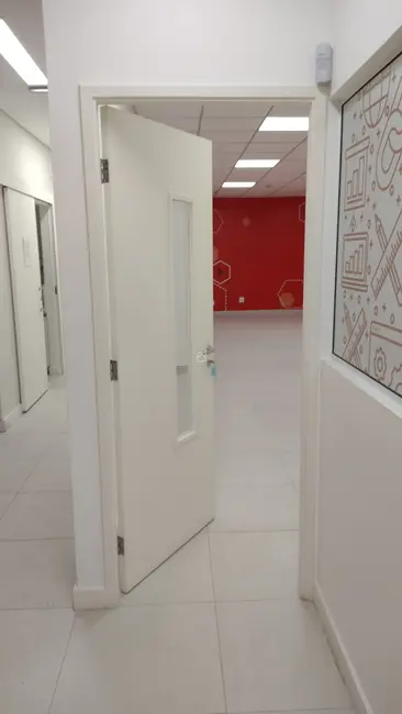 Sala Comercial à venda e para alugar, 200m2 em Jabaquara, São Paulo - SP - imagem 4 Foto 4 de Sala Comercial à venda e para alugar, 200m2 em Jabaquara, São Paulo - SP