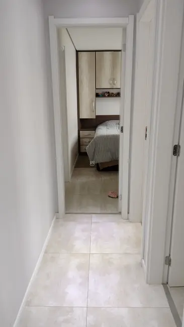 Apartamento com 3 quartos à venda e para alugar, 58m2 em Parque São Vicente, Maua - SP - imagem 7 Foto 7 de Apartamento com 3 quartos à venda e para alugar, 58m2 em Parque São Vicente, Maua - SP