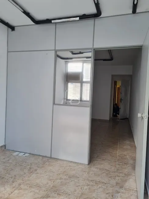 Foto 5 de Sala Comercial para alugar, 30m2 em Fundação, Sao Caetano Do Sul - SP