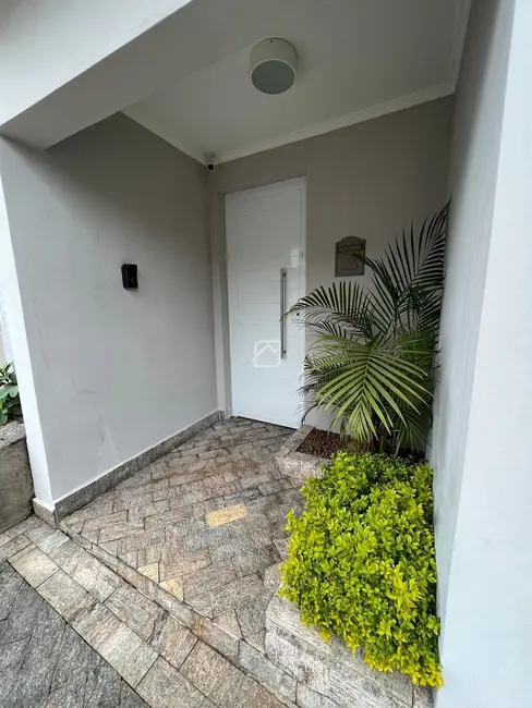 Foto 2 de Casa com 3 quartos à venda, 208m2 em Vila Scarpelli, Santo Andre - SP