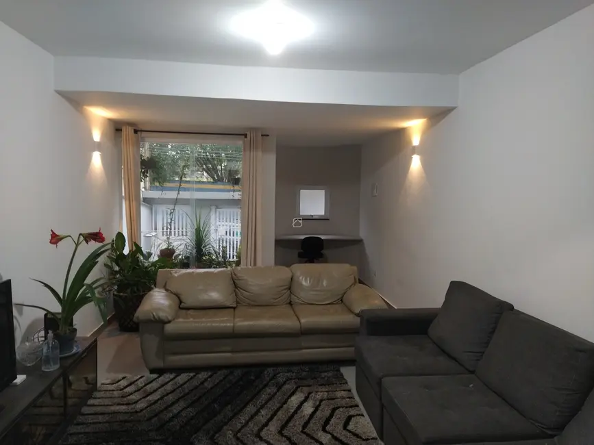 Foto 4 de Casa com 5 quartos à venda e para alugar, 289m2 em Parque Jaçatuba, Santo Andre - SP