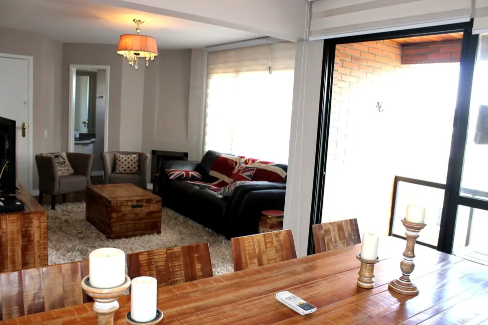 Foto 1 de Apartamento com 3 quartos à venda, 140m2 em Batel, Curitiba - PR