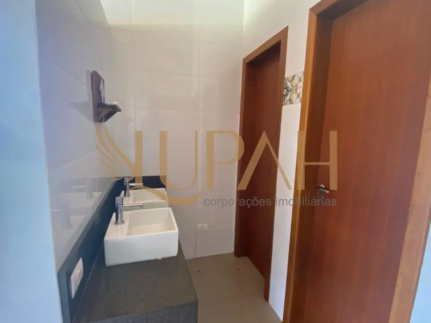 Chácara com 3 quartos à venda, 337m2 em Área Rural de Campo Largo, Campo Largo - PR - imagem 8 Foto 8 de Chácara com 3 quartos à venda, 337m2 em Área Rural de Campo Largo, Campo Largo - PR