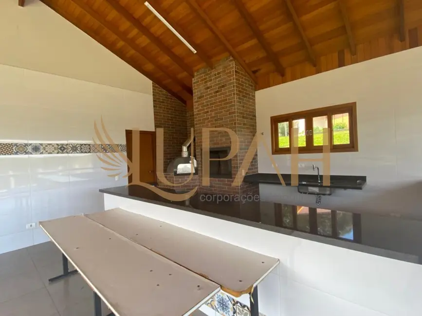 Chácara com 3 quartos à venda, 337m2 em Área Rural de Campo Largo, Campo Largo - PR - imagem 7 Foto 7 de Chácara com 3 quartos à venda, 337m2 em Área Rural de Campo Largo, Campo Largo - PR