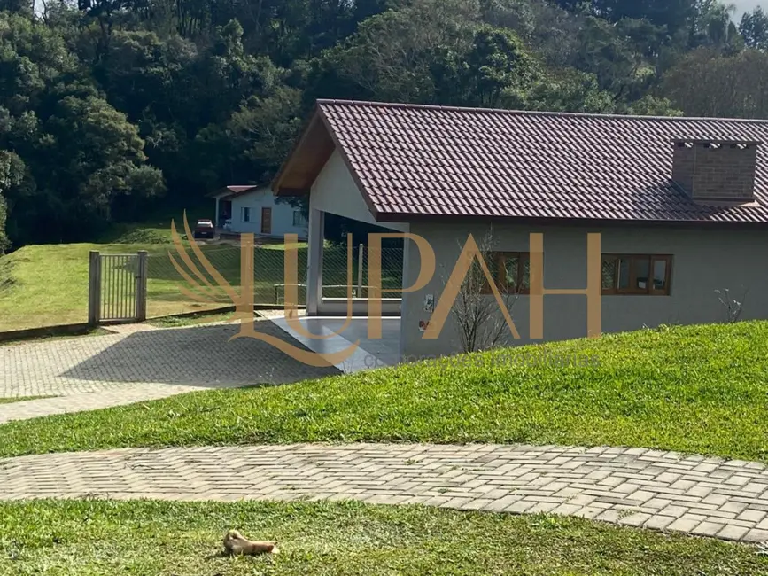 Chácara com 3 quartos à venda, 337m2 em Área Rural de Campo Largo, Campo Largo - PR - imagem 3 Foto 3 de Chácara com 3 quartos à venda, 337m2 em Área Rural de Campo Largo, Campo Largo - PR
