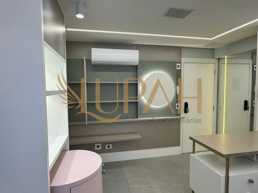Foto 2 de Sala Comercial para alugar, 29m2 em Centro, Curitiba - PR