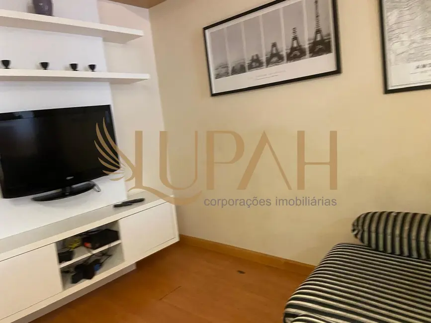 Foto 2 de Apartamento com 1 quarto para alugar, 29m2 em Rebouças, Curitiba - PR