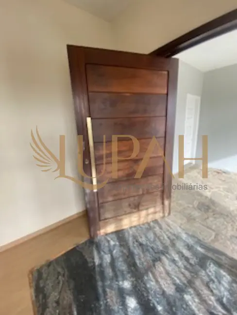 Foto 2 de Casa com 3 quartos à venda, 220m2 em Seminário, Curitiba - PR