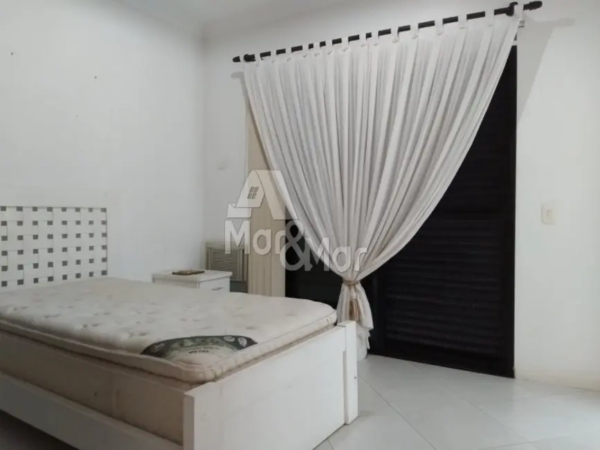 Apartamento com 4 quartos à venda, 290m2 em Pitangueiras, Guaruja - SP - imagem 7 Foto 7 de Apartamento com 4 quartos à venda, 290m2 em Pitangueiras, Guaruja - SP