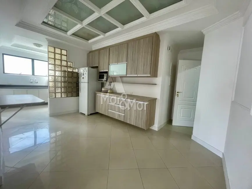Foto 9 de Apartamento com 3 quartos à venda, 180m2 em Pitangueiras, Guaruja - SP