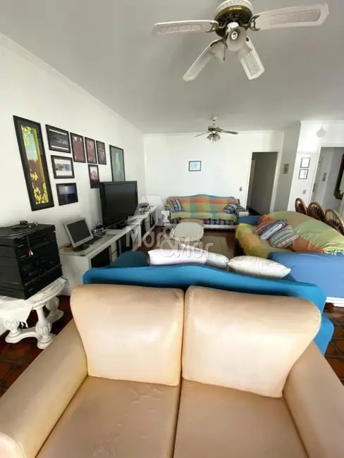 Apartamento com 4 quartos à venda, 180m2 em Pitangueiras, Guaruja - SP - imagem 3 Foto 3 de Apartamento com 4 quartos à venda, 180m2 em Pitangueiras, Guaruja - SP