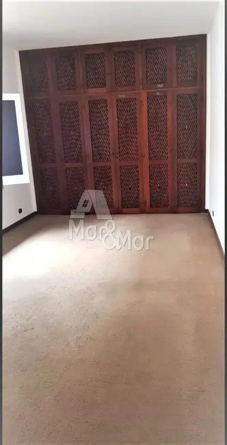 Sobrado com 4 quartos à venda, 390m2 em Pitangueiras, Guaruja - SP - imagem 6 Foto 6 de Sobrado com 4 quartos à venda, 390m2 em Pitangueiras, Guaruja - SP