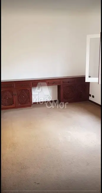 Sobrado com 4 quartos à venda, 390m2 em Pitangueiras, Guaruja - SP - imagem 8 Foto 8 de Sobrado com 4 quartos à venda, 390m2 em Pitangueiras, Guaruja - SP