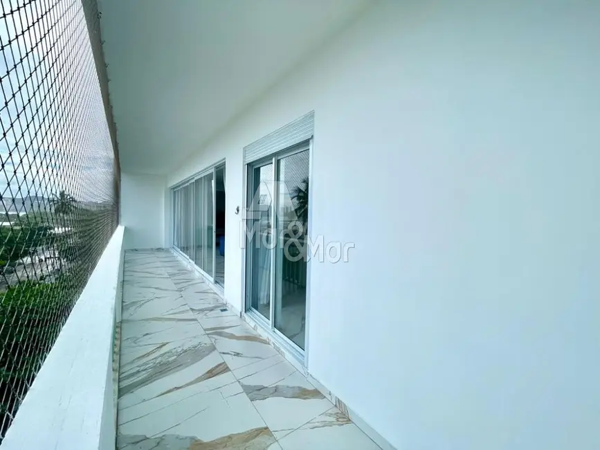 Apartamento com 6 quartos à venda, 250m2 em Pitangueiras, Guaruja - SP - imagem 2 Foto 2 de Apartamento com 6 quartos à venda, 250m2 em Pitangueiras, Guaruja - SP