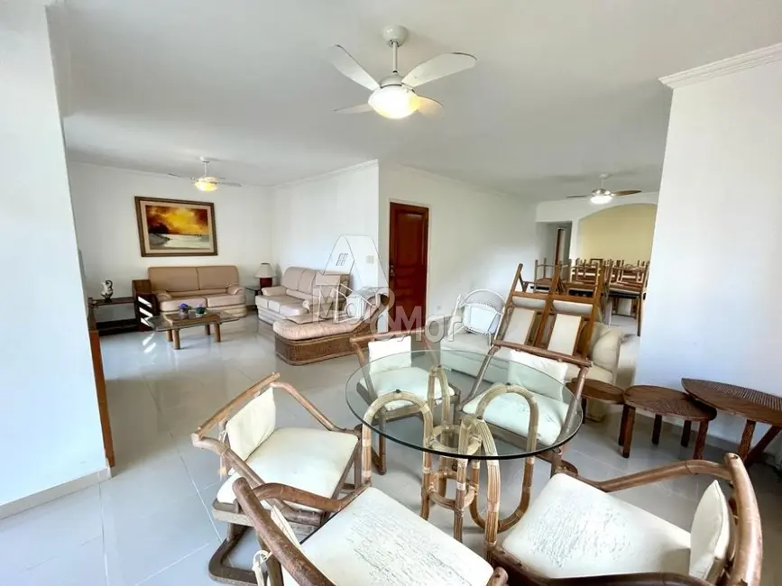 Apartamento com 4 quartos à venda, 240m2 em Pitangueiras, Guaruja - SP - imagem 6 Foto 6 de Apartamento com 4 quartos à venda, 240m2 em Pitangueiras, Guaruja - SP