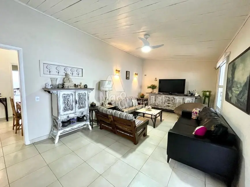 Foto 7 de Casa com 5 quartos à venda, 179m2 em Enseada, Guaruja - SP