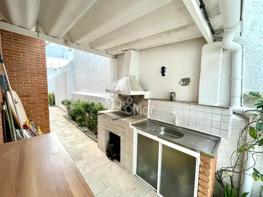 Foto 4 de Casa com 5 quartos à venda, 179m2 em Enseada, Guaruja - SP