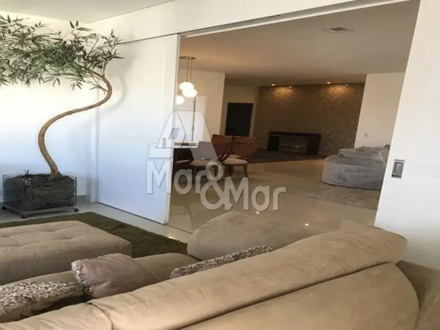 Apartamento com 4 quartos à venda, 300m2 em Pitangueiras, Guaruja - SP - imagem 1 Foto 1 de Apartamento com 4 quartos à venda, 300m2 em Pitangueiras, Guaruja - SP