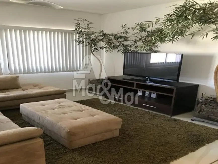 Apartamento com 4 quartos à venda, 300m2 em Pitangueiras, Guaruja - SP - imagem 5 Foto 5 de Apartamento com 4 quartos à venda, 300m2 em Pitangueiras, Guaruja - SP