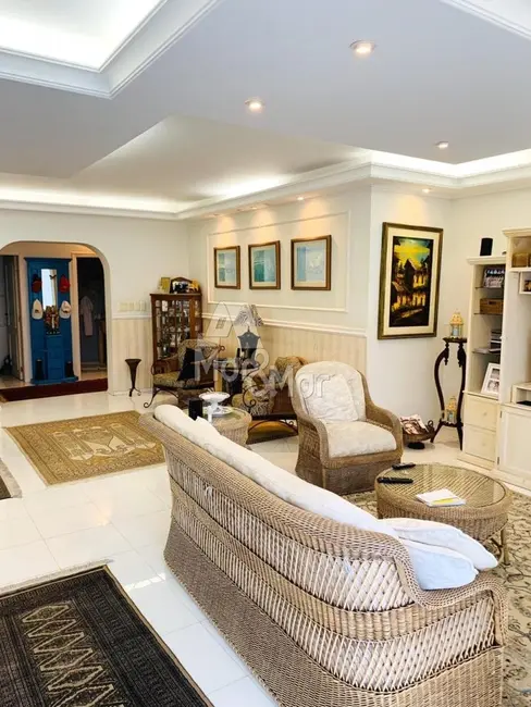 Foto 7 de Apartamento com 4 quartos à venda, 240m2 em Pitangueiras, Guaruja - SP