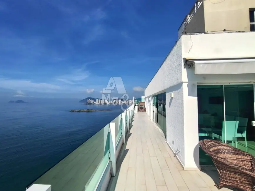 Foto 1 de Cobertura com 3 quartos à venda, 230m2 em Pitangueiras, Guaruja - SP