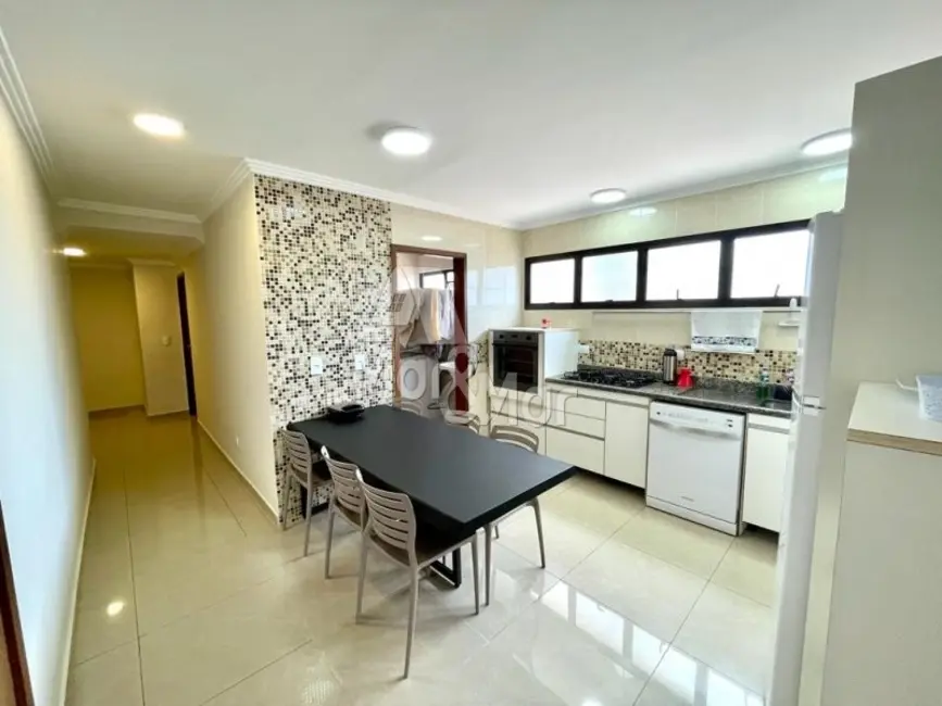 Foto 8 de Apartamento com 3 quartos à venda, 147m2 em Vila Alzira, Guaruja - SP