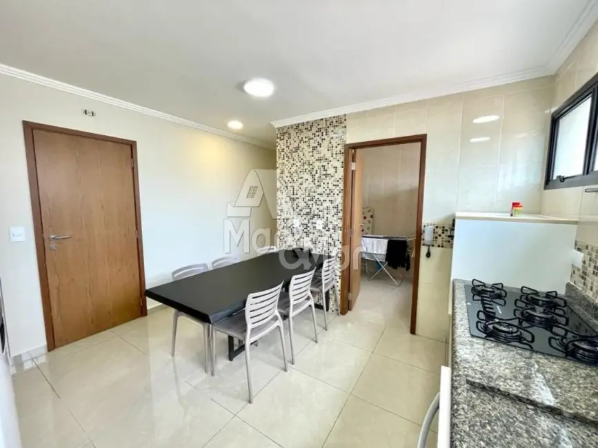 Foto 9 de Apartamento com 3 quartos à venda, 147m2 em Vila Alzira, Guaruja - SP