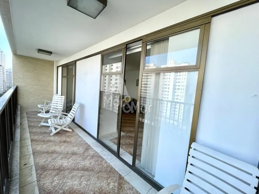 Foto 2 de Apartamento com 5 quartos à venda, 240m2 em Pitangueiras, Guaruja - SP