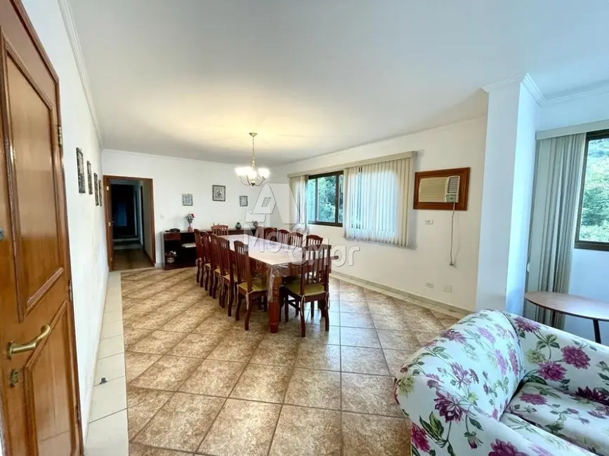 Foto 8 de Apartamento com 5 quartos à venda, 240m2 em Pitangueiras, Guaruja - SP