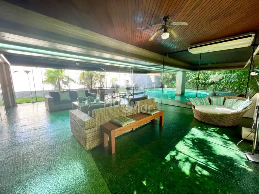 Foto 2 de Casa com 3 quartos à venda, 200m2 em Balneário Praia do Pernambuco, Guaruja - SP
