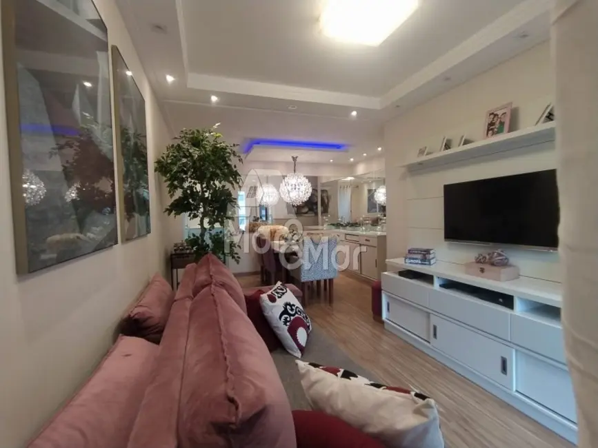 Foto 2 de Apartamento com 3 quartos à venda, 96m2 em Jardim Las Palmas, Guaruja - SP