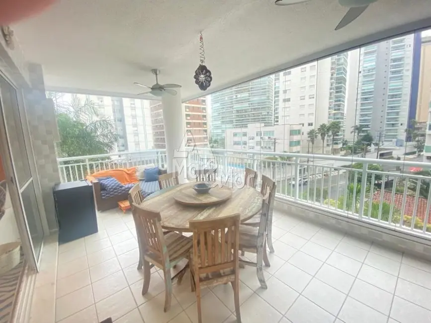Foto 2 de Apartamento com 3 quartos à venda, 130m2 em Vila Alzira, Guaruja - SP