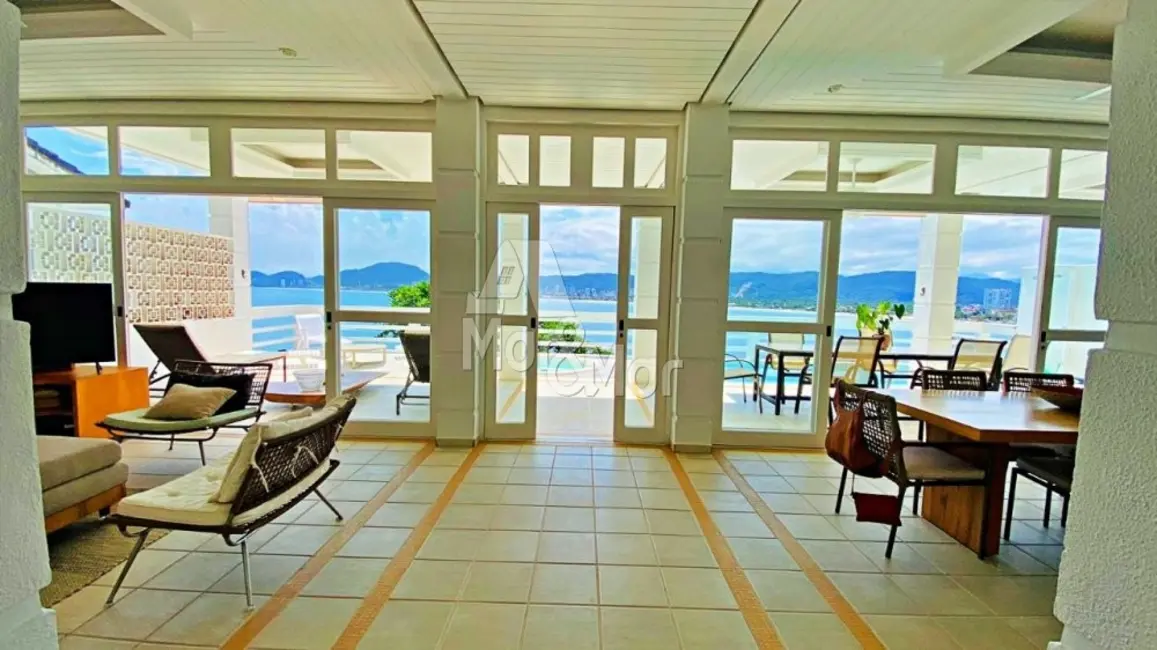 Foto 1 de Casa com 4 quartos à venda, 400m2 em Guaruja - SP