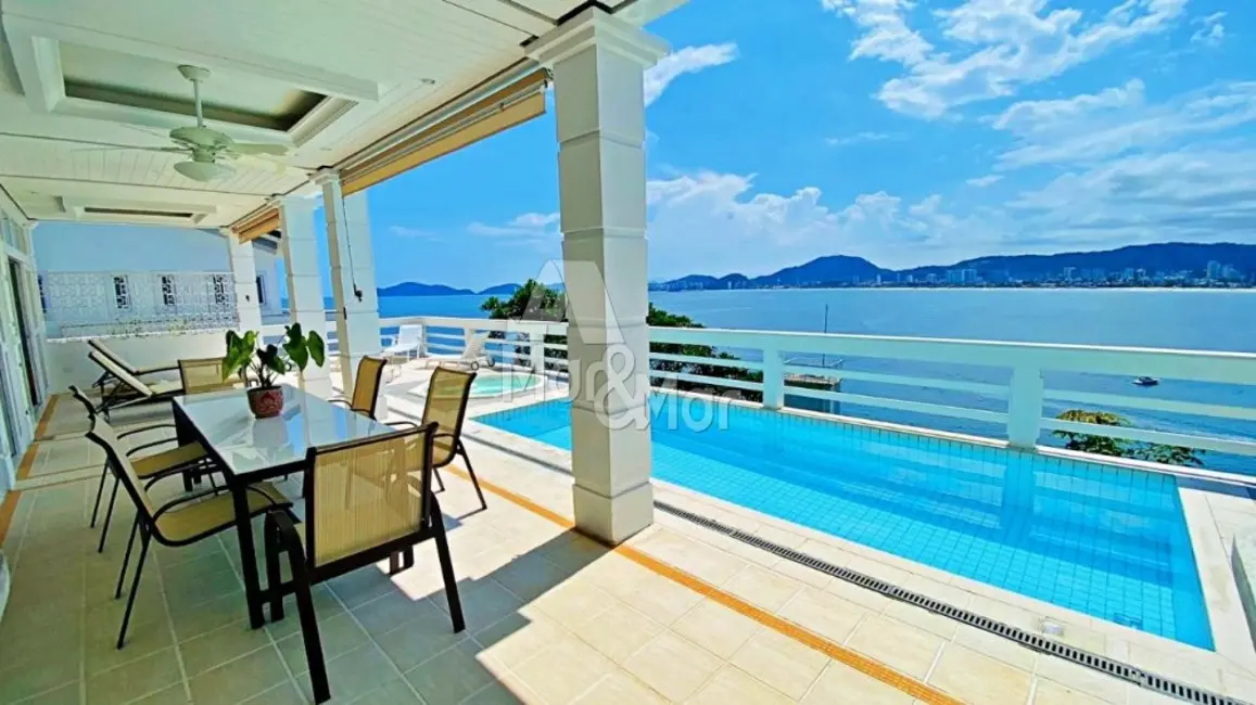 Foto 3 de Casa com 4 quartos à venda, 400m2 em Guaruja - SP