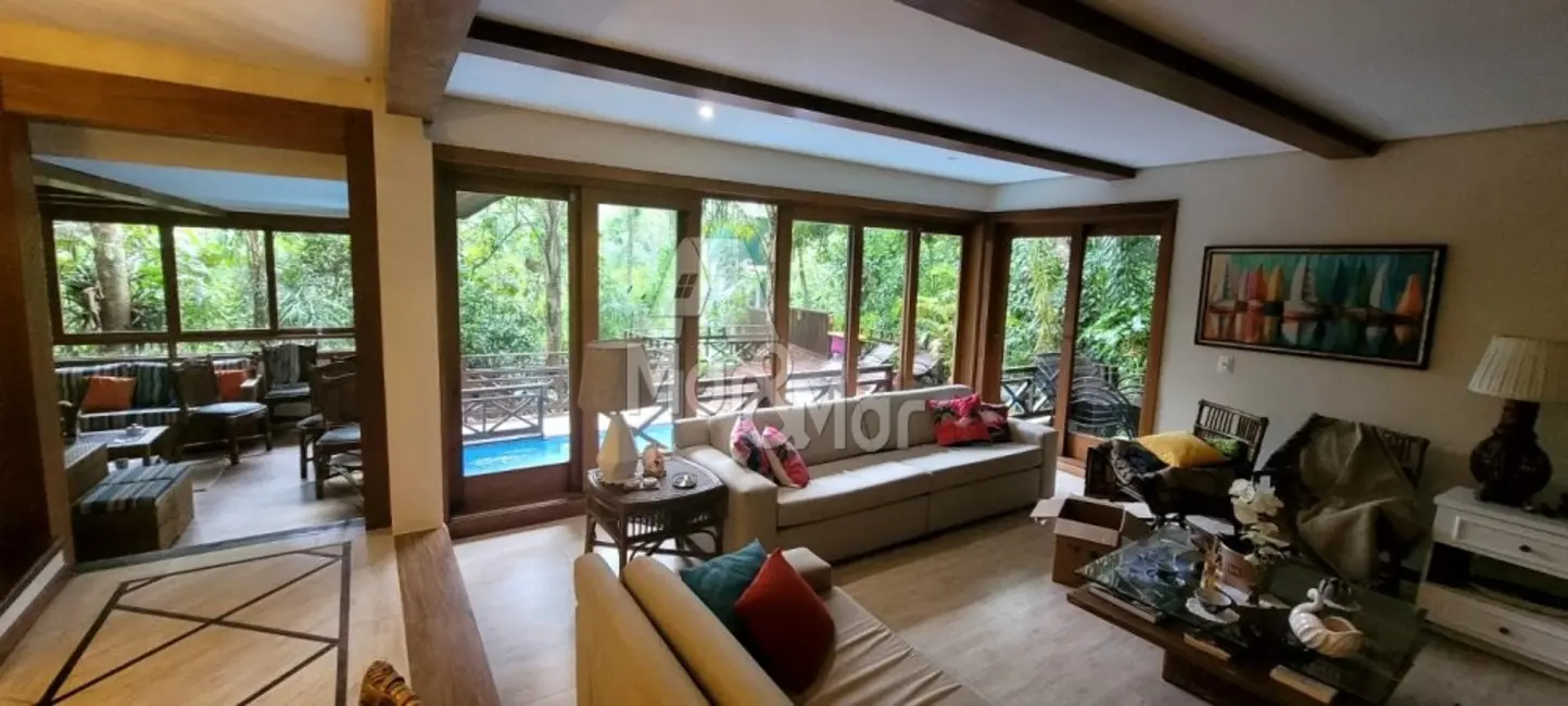 Casa com 5 quartos à venda, 270m2 em Balneario Praia do Perequê, Guaruja - SP - imagem 9 Foto 9 de Casa com 5 quartos à venda, 270m2 em Balneario Praia do Perequê, Guaruja - SP