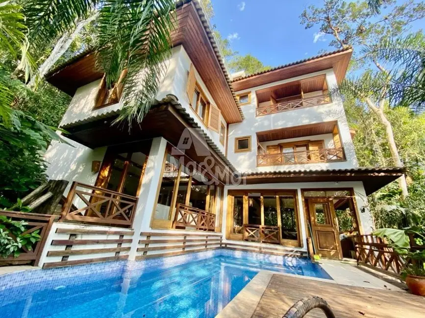 Casa com 5 quartos à venda, 270m2 em Balneario Praia do Perequê, Guaruja - SP - imagem 4 Foto 4 de Casa com 5 quartos à venda, 270m2 em Balneario Praia do Perequê, Guaruja - SP