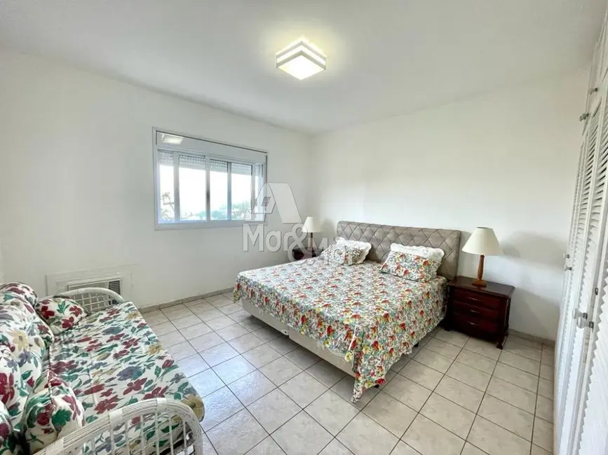 Apartamento com 4 quartos à venda, 230m2 em Pitangueiras, Guaruja - SP - imagem 9 Foto 9 de Apartamento com 4 quartos à venda, 230m2 em Pitangueiras, Guaruja - SP