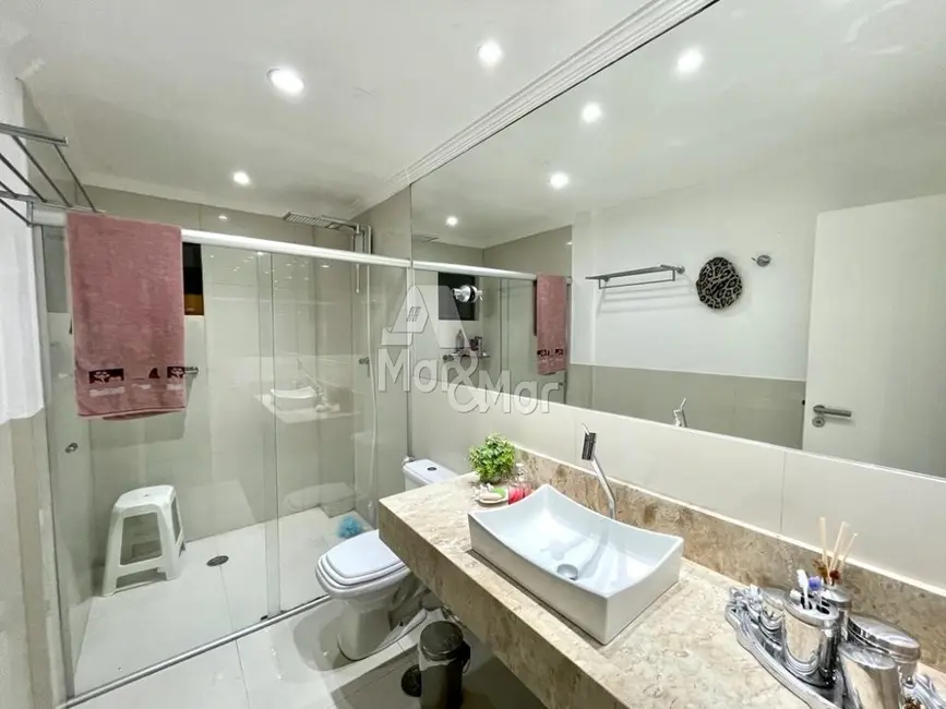 Foto 9 de Apartamento com 3 quartos à venda, 176m2 em Pitangueiras, Guaruja - SP