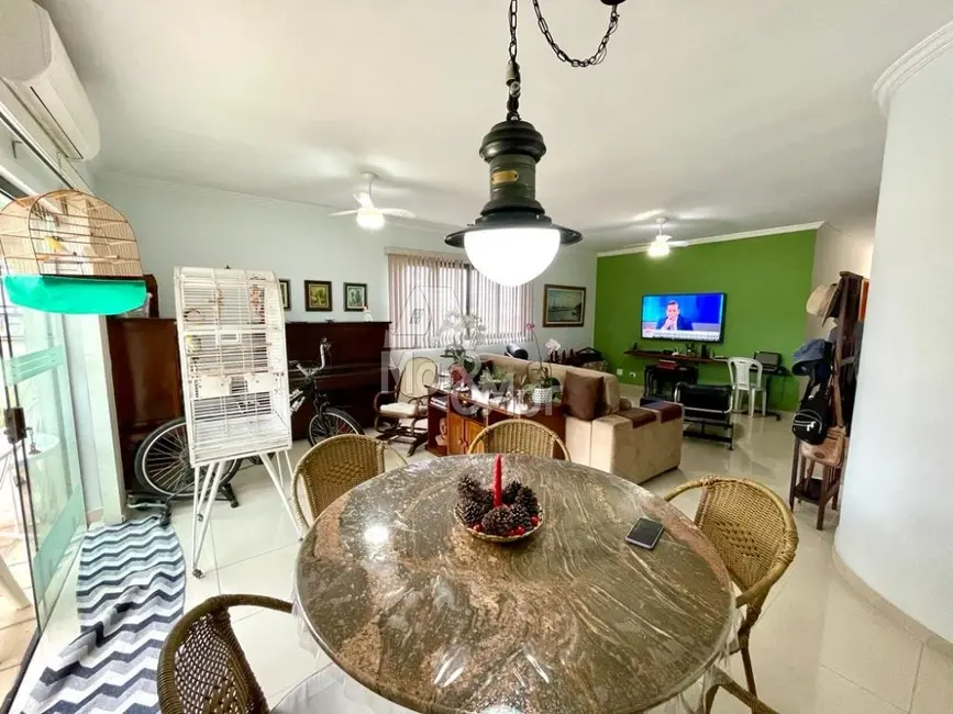 Cobertura com 3 quartos à venda, 281m2 em Loteamento João Batista Julião, Guaruja - SP - imagem 5 Foto 5 de Cobertura com 3 quartos à venda, 281m2 em Loteamento João Batista Julião, Guaruja - SP