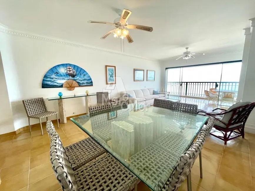 Apartamento com 3 quartos à venda, 180m2 em Pitangueiras, Guaruja - SP - imagem 8 Foto 8 de Apartamento com 3 quartos à venda, 180m2 em Pitangueiras, Guaruja - SP