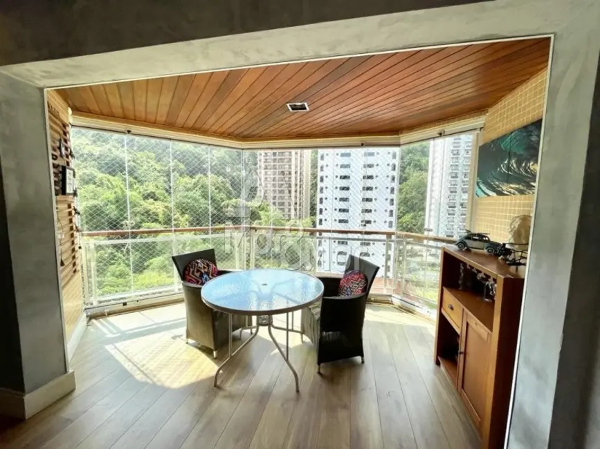 Foto 1 de Apartamento com 3 quartos à venda, 105m2 em Pitangueiras, Guaruja - SP