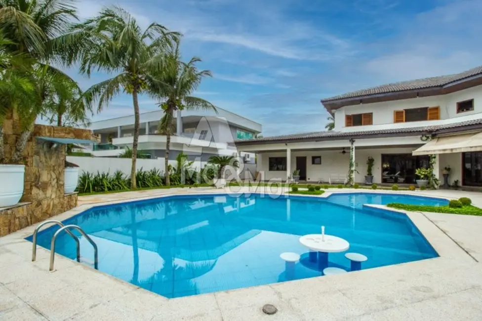 Casa de Condomínio com 6 quartos à venda, 100m2 em Jardim Acapulco, Guaruja - SP - imagem 3 Foto 3 de Casa de Condomínio com 6 quartos à venda, 100m2 em Jardim Acapulco, Guaruja - SP