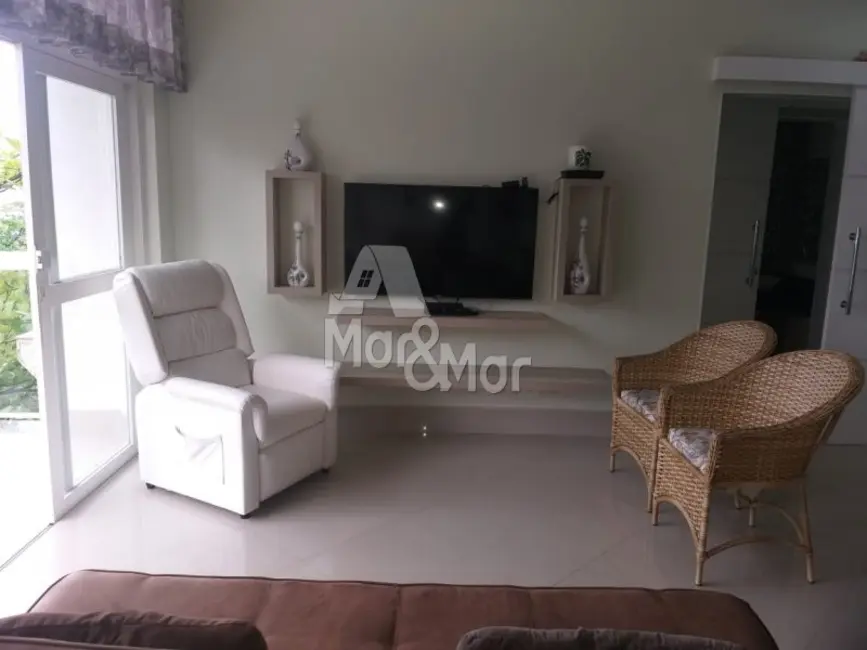 Apartamento com 4 quartos à venda, 200m2 em Pitangueiras, Guaruja - SP - imagem 5 Foto 5 de Apartamento com 4 quartos à venda, 200m2 em Pitangueiras, Guaruja - SP