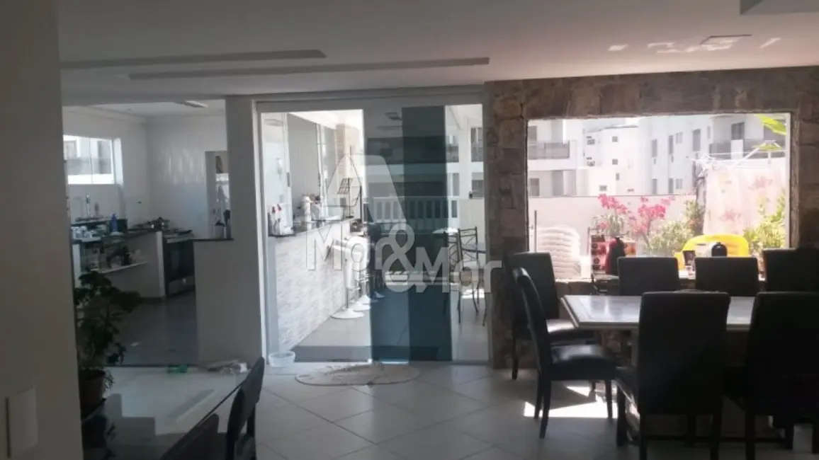 Cobertura com 3 quartos à venda, 319m2 em Pitangueiras, Guaruja - SP - imagem 8 Foto 8 de Cobertura com 3 quartos à venda, 319m2 em Pitangueiras, Guaruja - SP