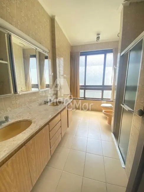 Apartamento com 3 quartos à venda, 186m2 em Pitangueiras, Guaruja - SP - imagem 9 Foto 9 de Apartamento com 3 quartos à venda, 186m2 em Pitangueiras, Guaruja - SP